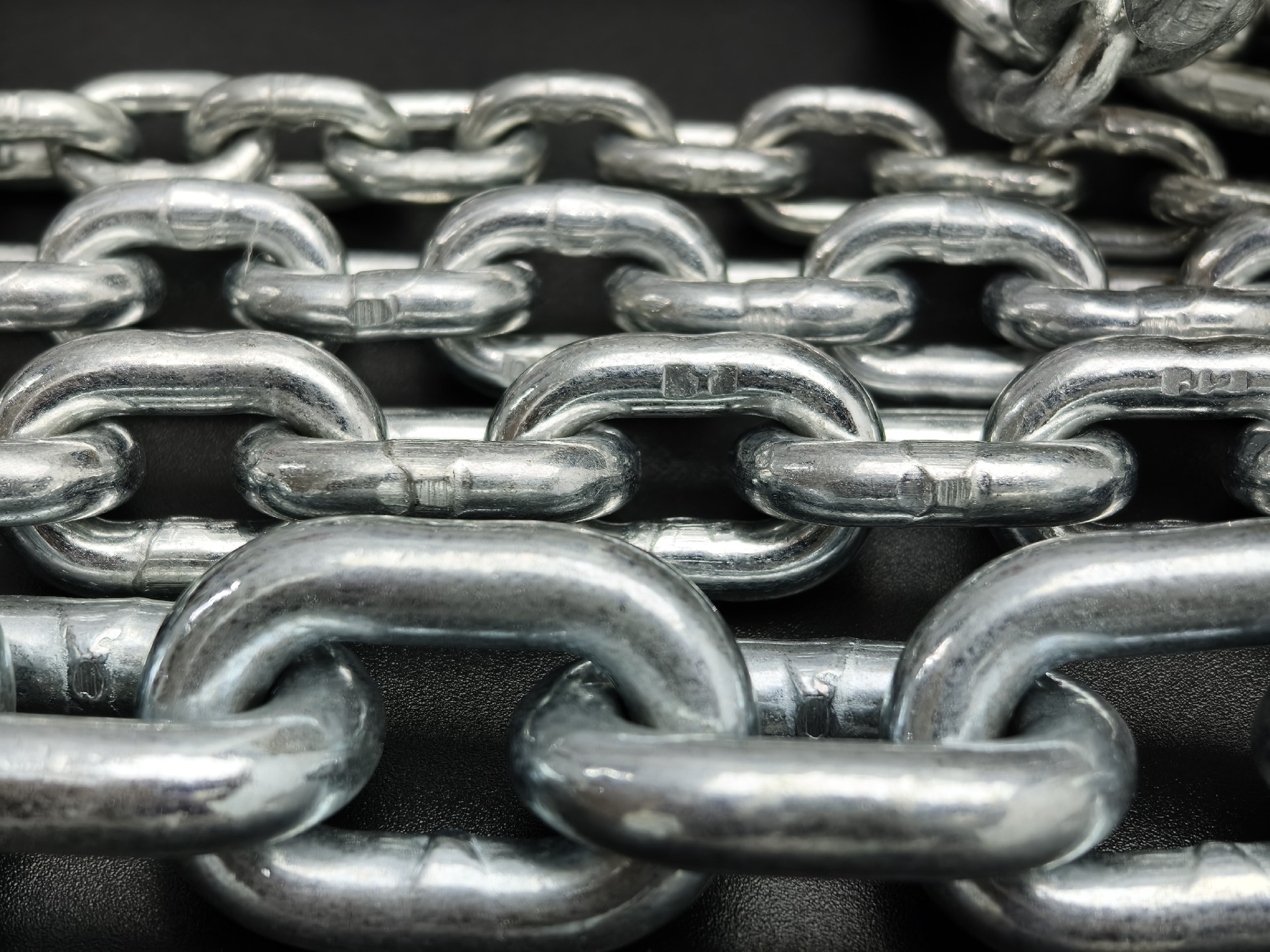 DAT CHAIN